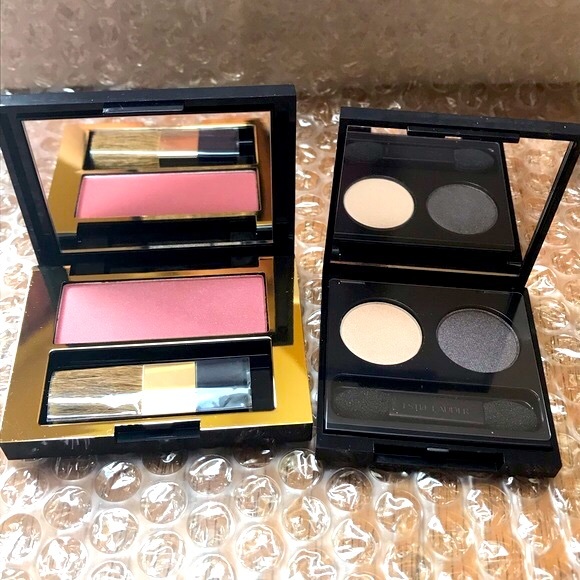 🙌 Host Pick🙌 Eyeshadow & Blush Palette - Picture 1 of 4